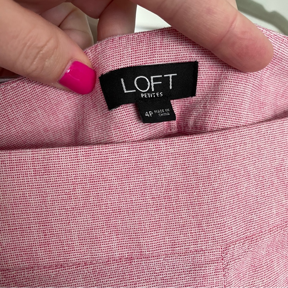 LOFT Pink Ruffle Shorts - Picture 7 of 8